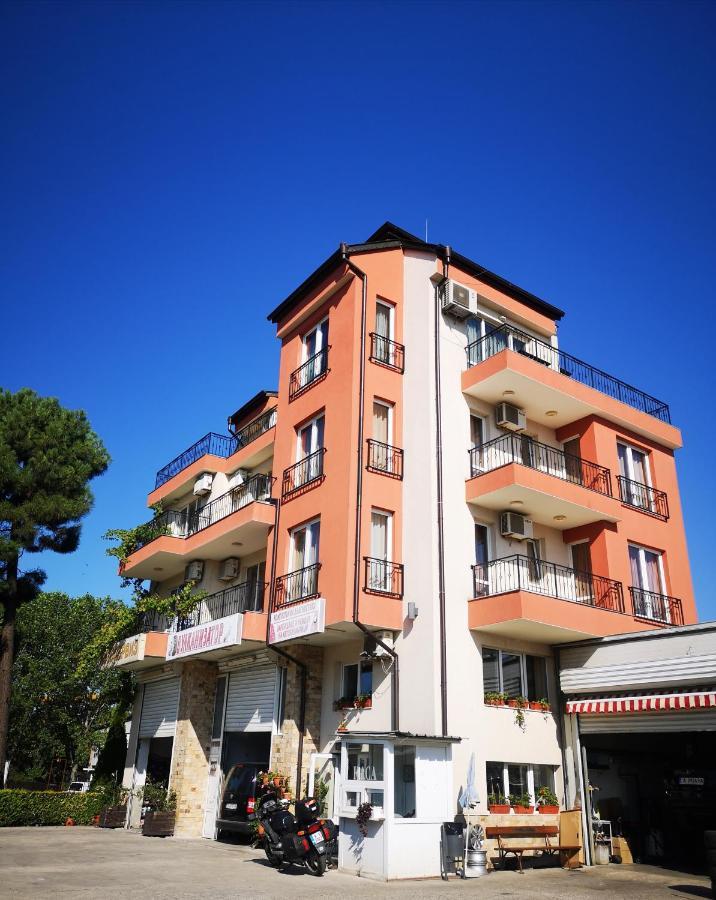 Respekt Guest House Slantchev Briag Extérieur photo