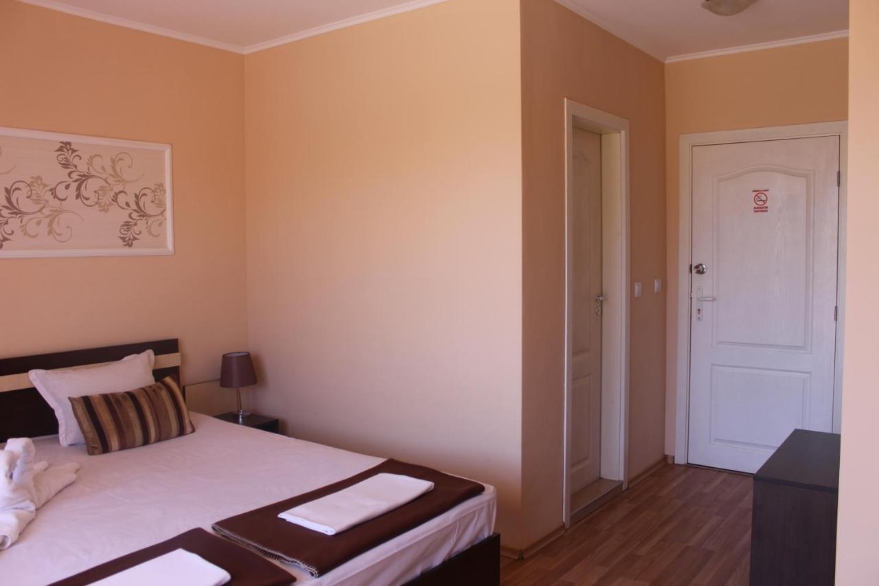 Respekt Guest House Slantchev Briag Extérieur photo