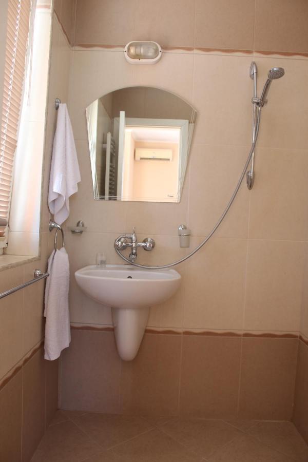 Respekt Guest House Slantchev Briag Extérieur photo