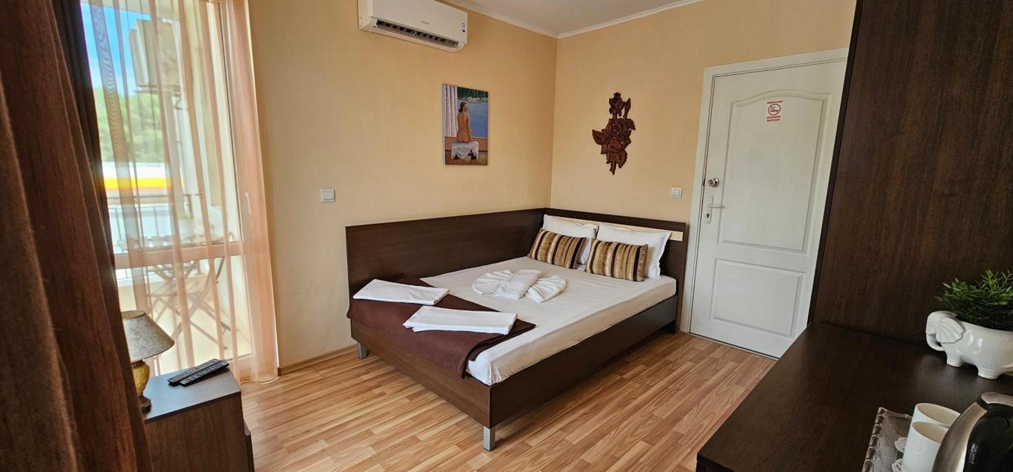 Respekt Guest House Slantchev Briag Extérieur photo